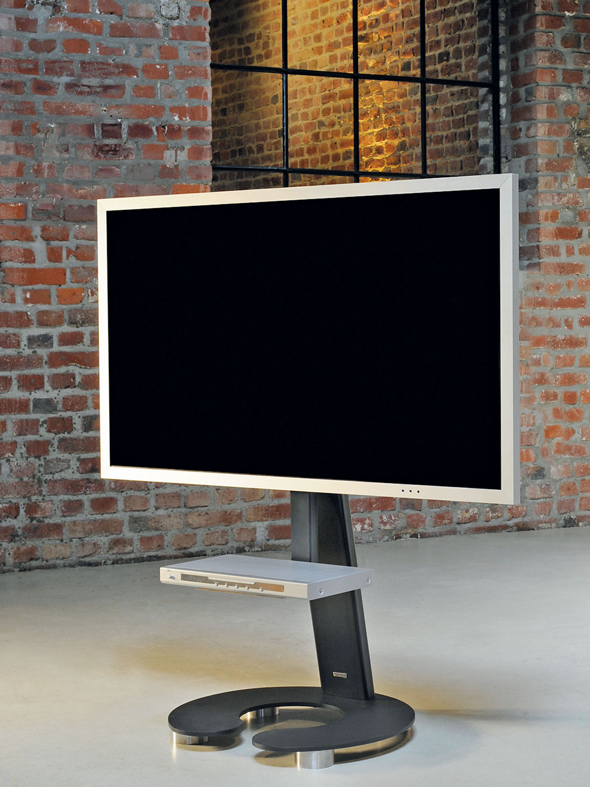 WISSMANN TV Standfuß Omega ART111 