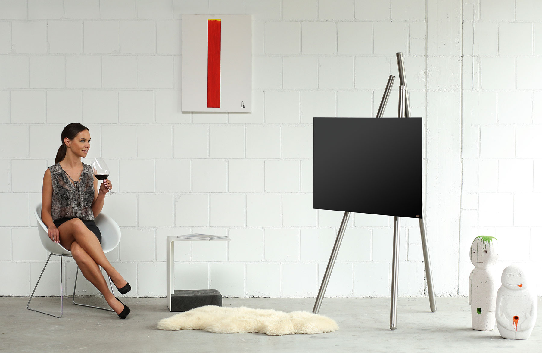 WISSMANN Design TV Standfuß / Ständer Tripod Dreibein ART130 Staffelei WISSMANN Design TV Standfuß / Ständer Tripod Dreibein ART130 Staffelei