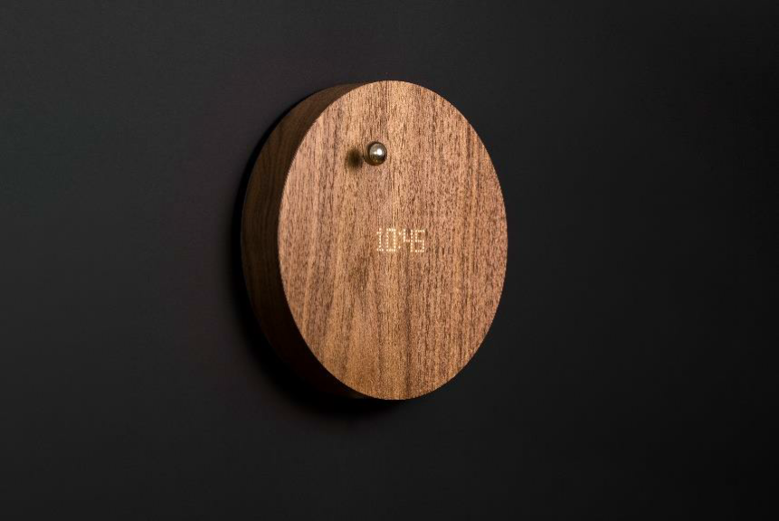 FLYTE Story - Die intelligente Wanduhr