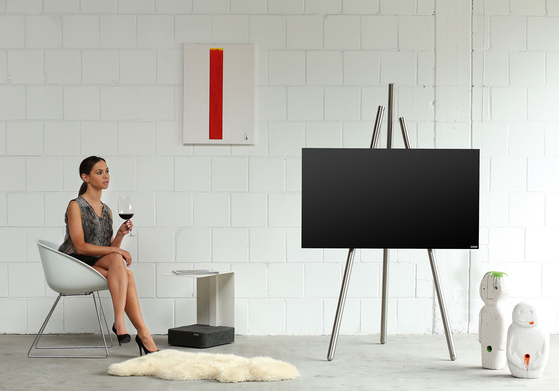 WISSMANN Design TV Standfuß / Ständer Tripod Dreibein ART130 Staffelei WISSMANN Design TV Standfuß / Ständer Tripod Dreibein ART130 Staffelei